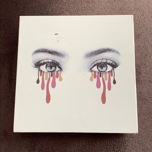 Kylie - Burgundy Pallette